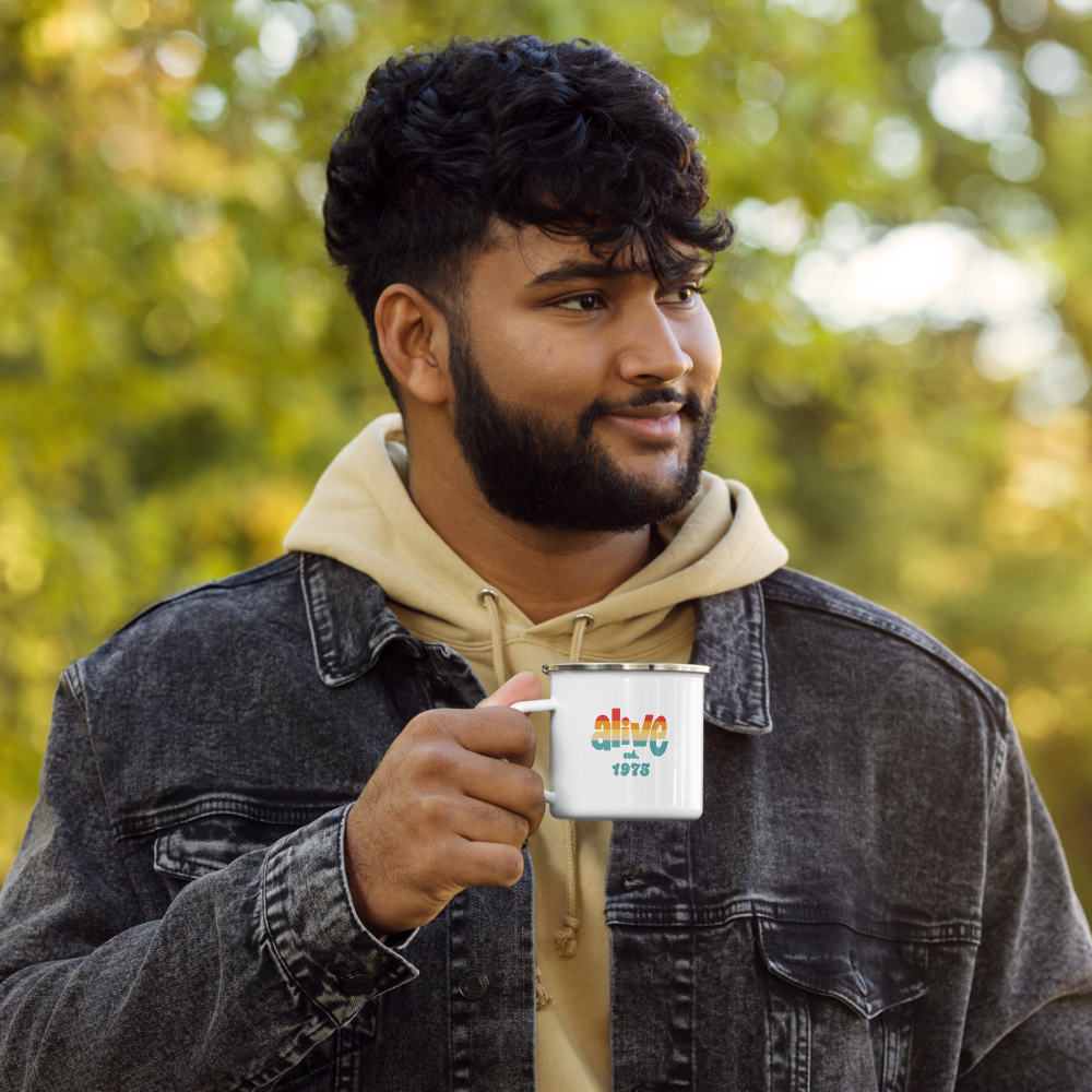 alive 1975 Happy Camper Mug